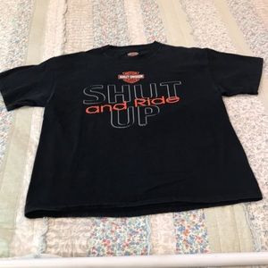 Large men’s tshirt